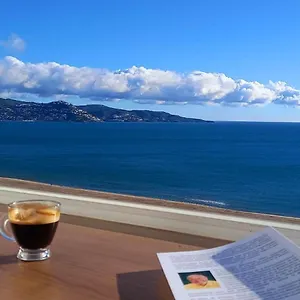 https://panoramic-d-luxe.catalonia-hotels.com
